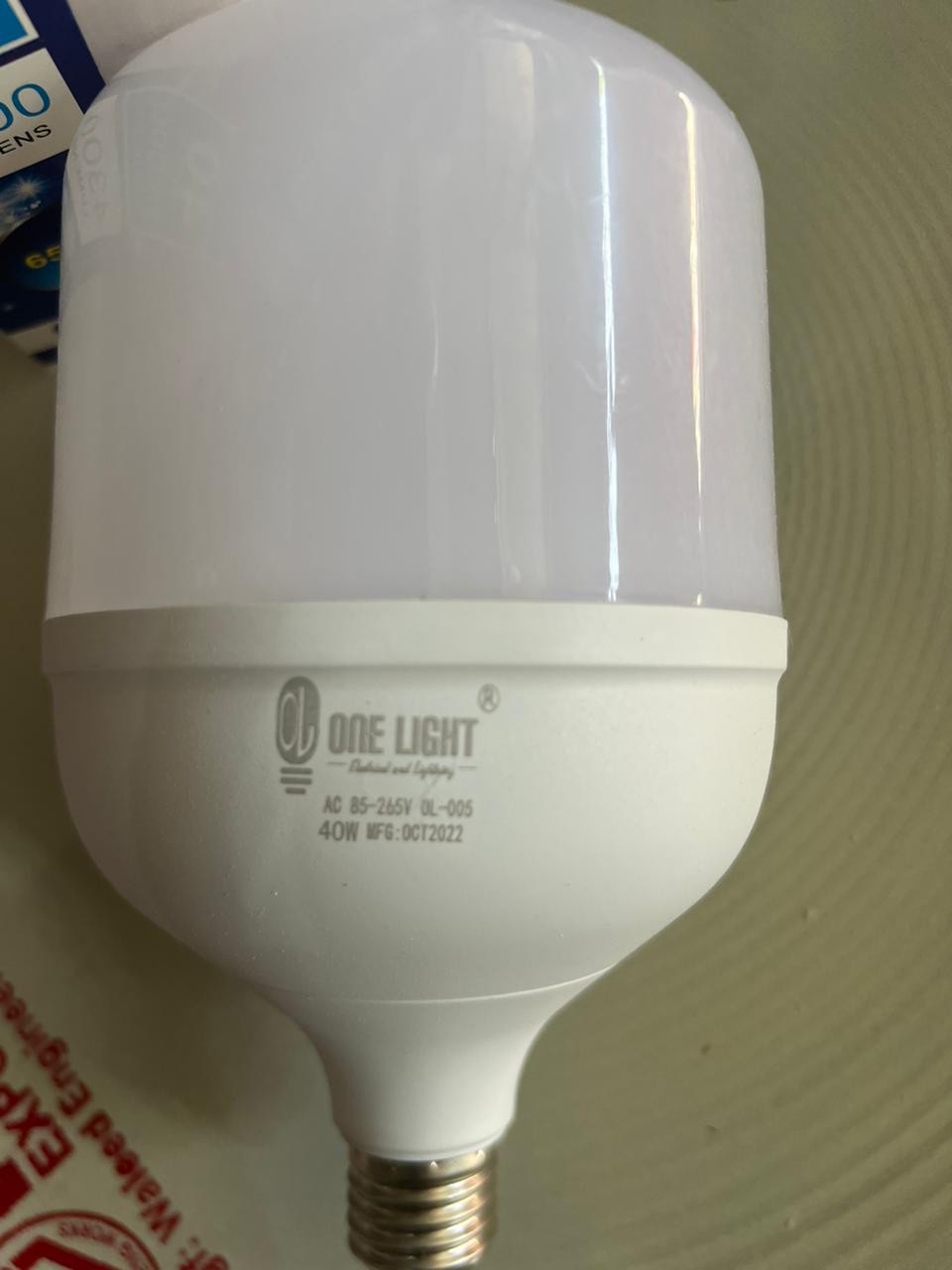 one light led 40 watt blub